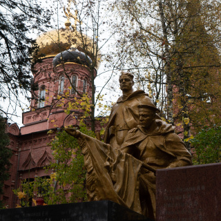Изваринское кладбище